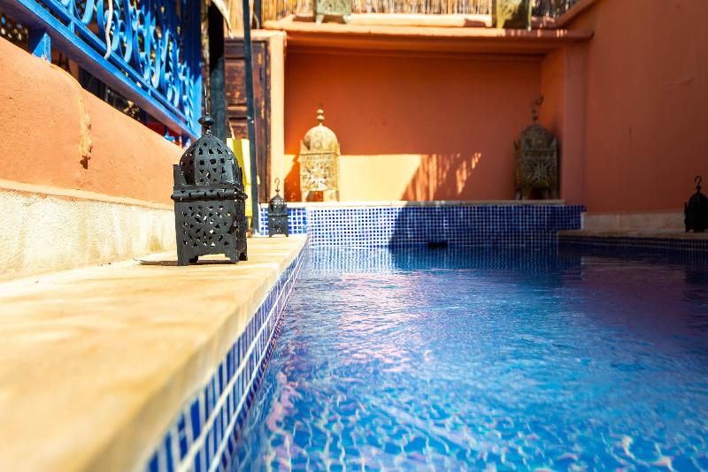 Riad Kamal - Genel