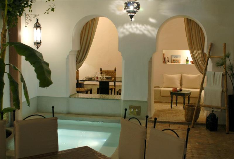 Riad Tawargit - Genel