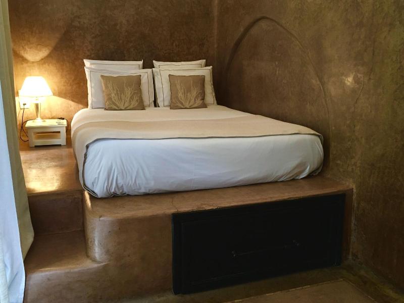 Riad Tawargit - Oda