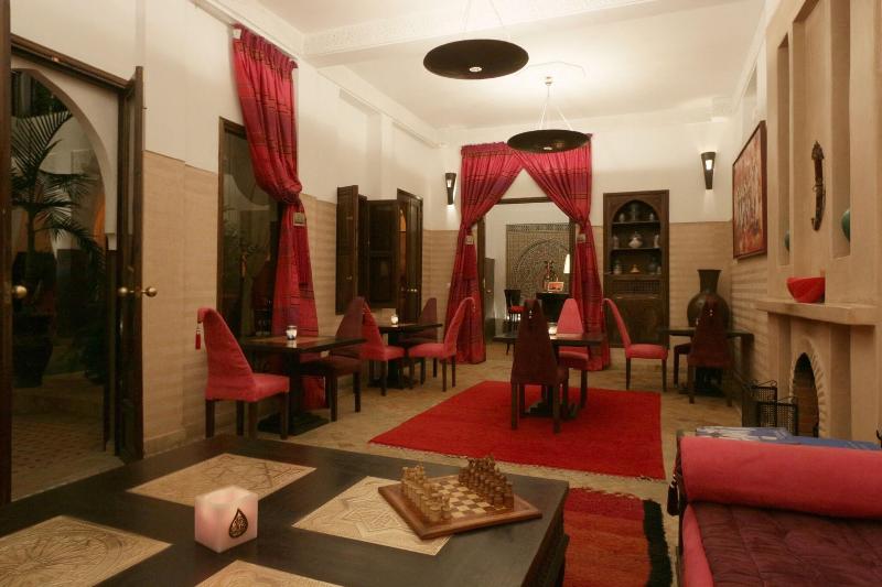 Riad Pachavana - Toplantı