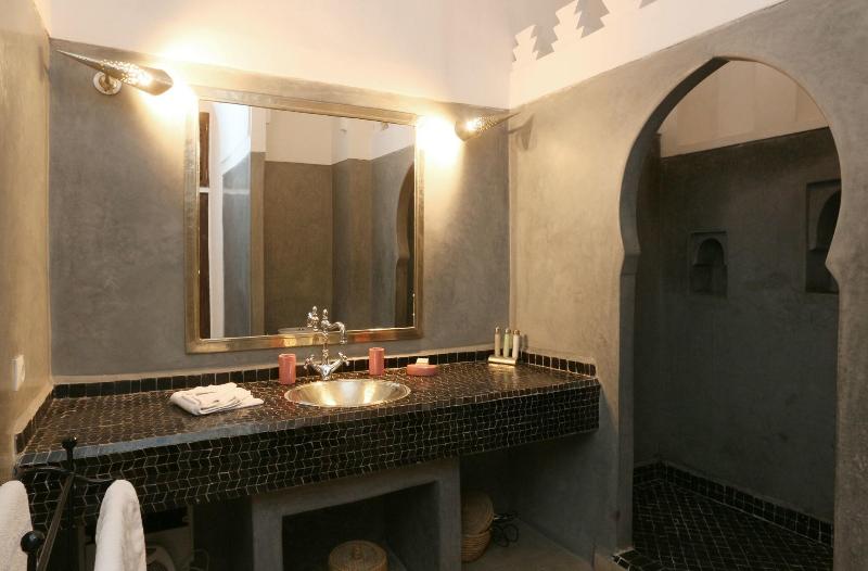 Riad Pachavana - Oda