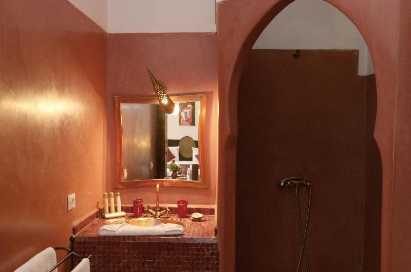 Riad Pachavana - Oda