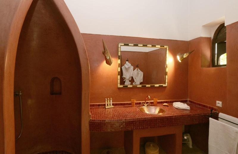 Riad Pachavana - Oda