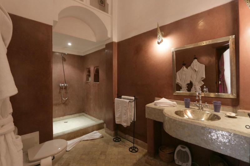 Riad Pachavana - Oda