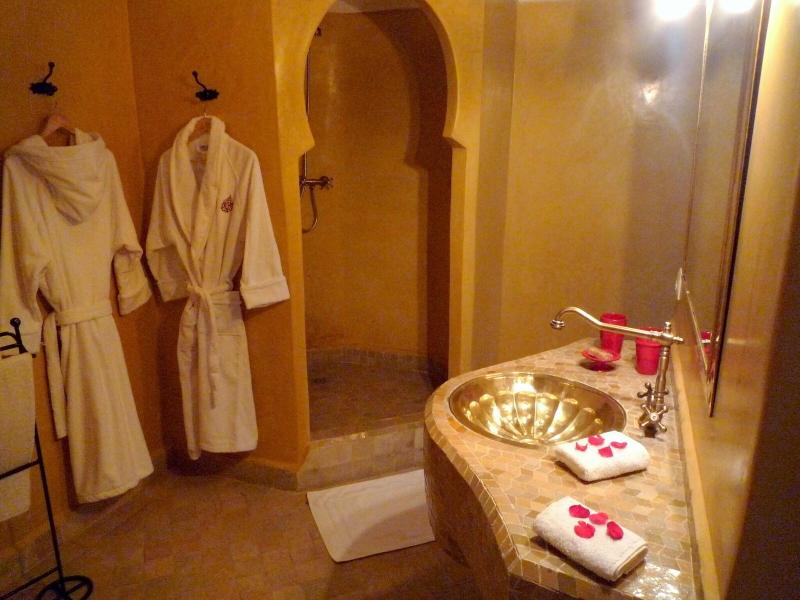 Riad Pachavana - Oda