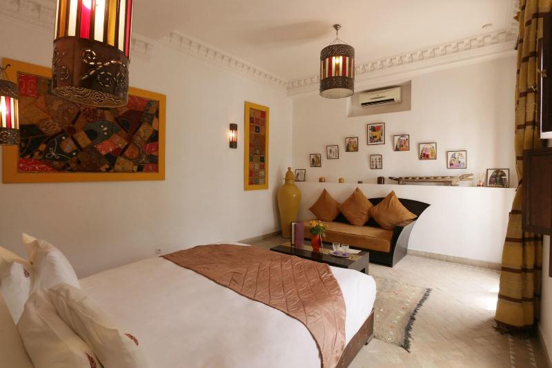 Riad Pachavana - Oda