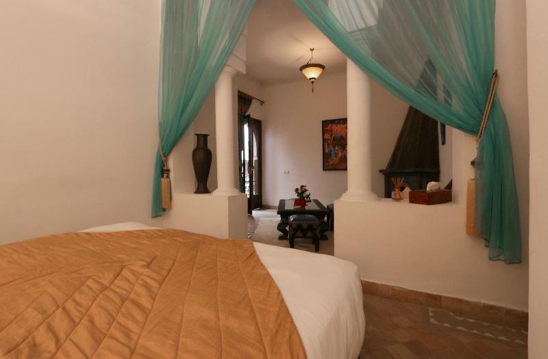 Riad Pachavana - Oda