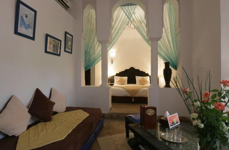 Riad Pachavana - Oda
