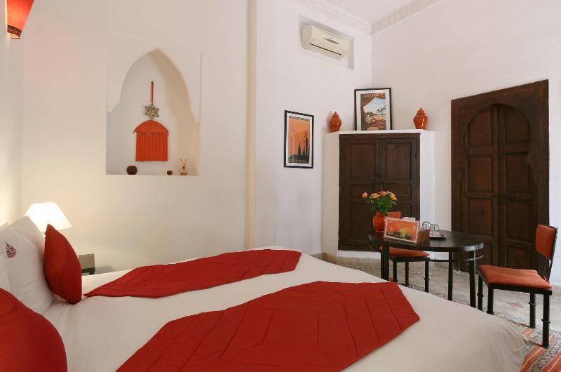 Riad Pachavana - Oda