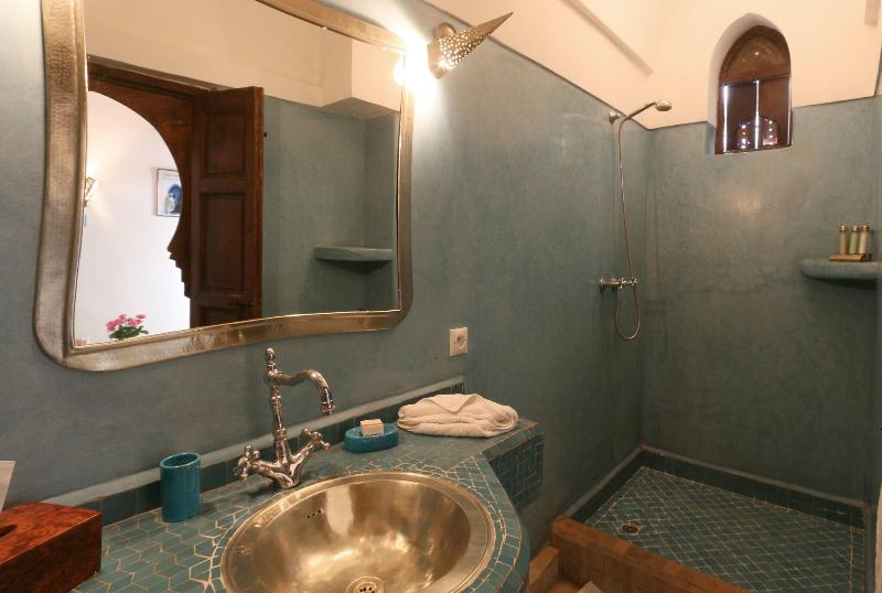 Riad Pachavana - Oda