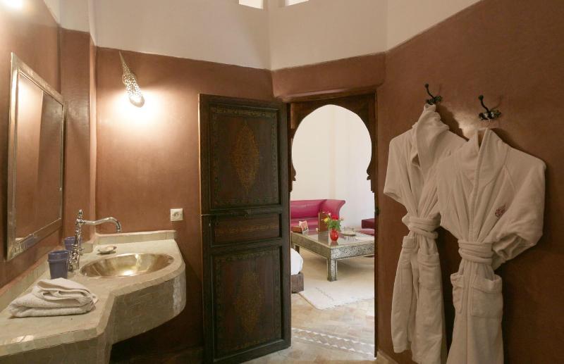 Riad Pachavana - Oda