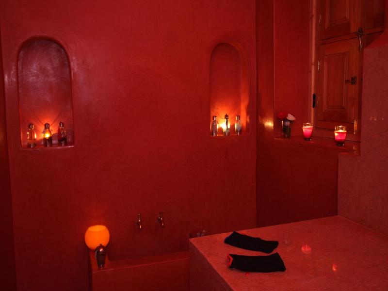 Riad Mariana - Aktivite