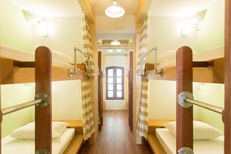 Barn And Bed Hostel - Oda