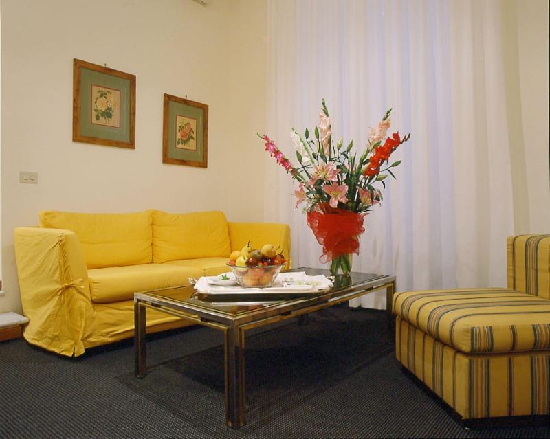 La Maison Royale - Lobi