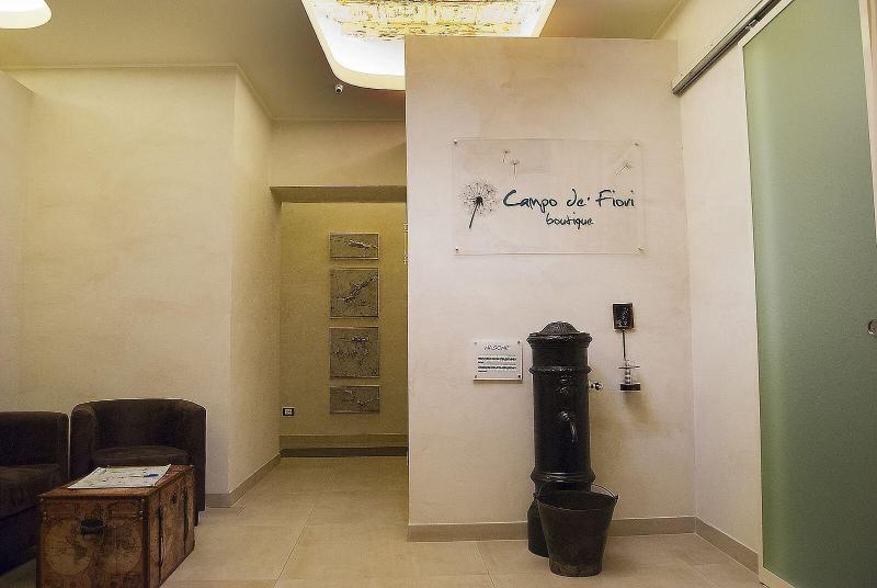 Campo De Fiori Prestige Rooms - Lobi