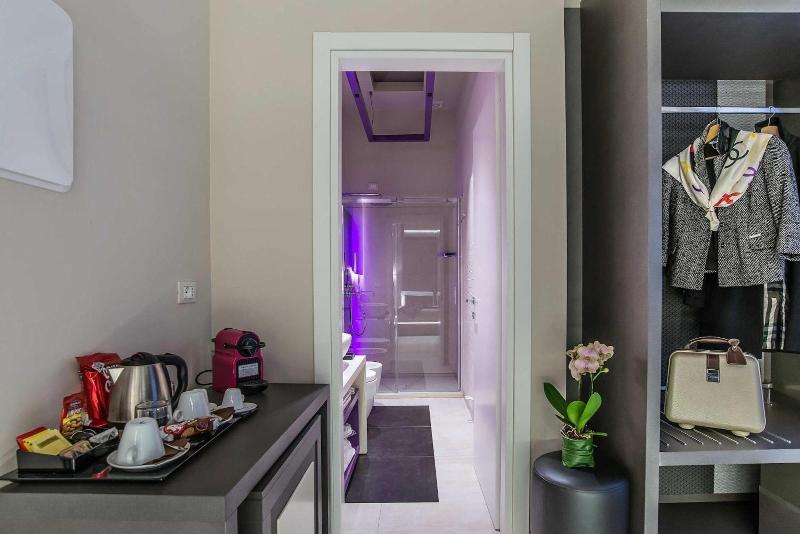 Via Veneto Prestige Rooms - Lobi