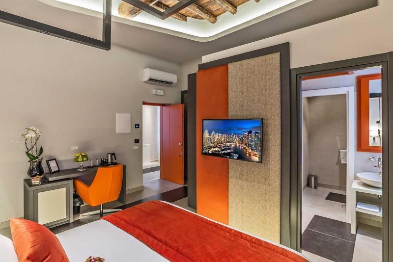 Via Veneto Prestige Rooms - Oda