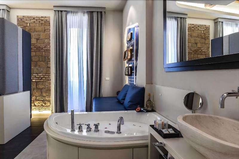 Via Veneto Prestige Rooms - Oda