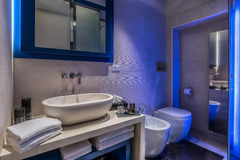 Via Veneto Prestige Rooms - Oda