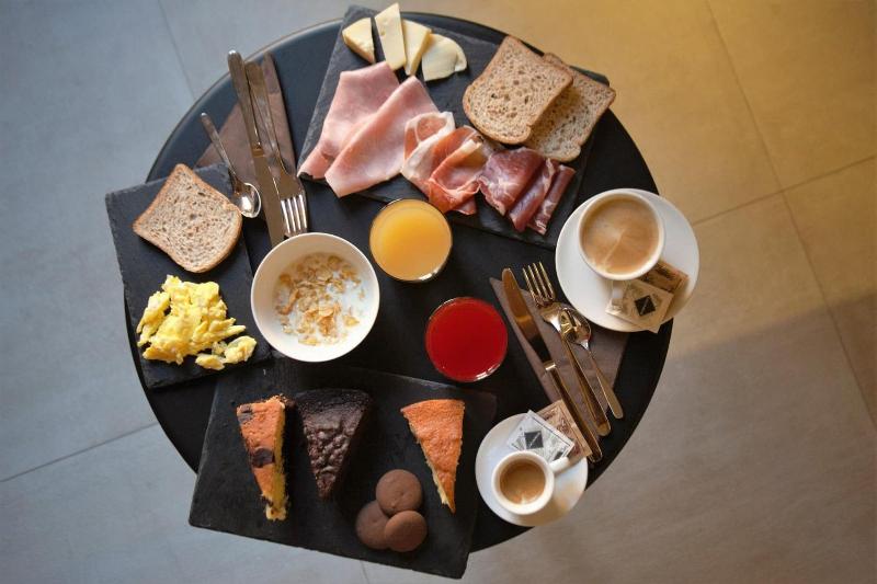 Via Veneto Prestige Rooms - Restoran