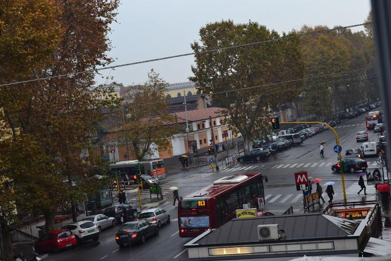 Enjoy Roma - Genel