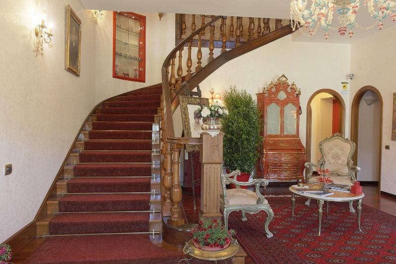 Villa Diana - Lobi