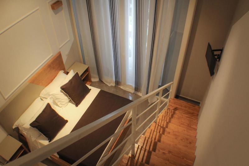 Be Italian Flat Piazza Bovio 22 - Oda