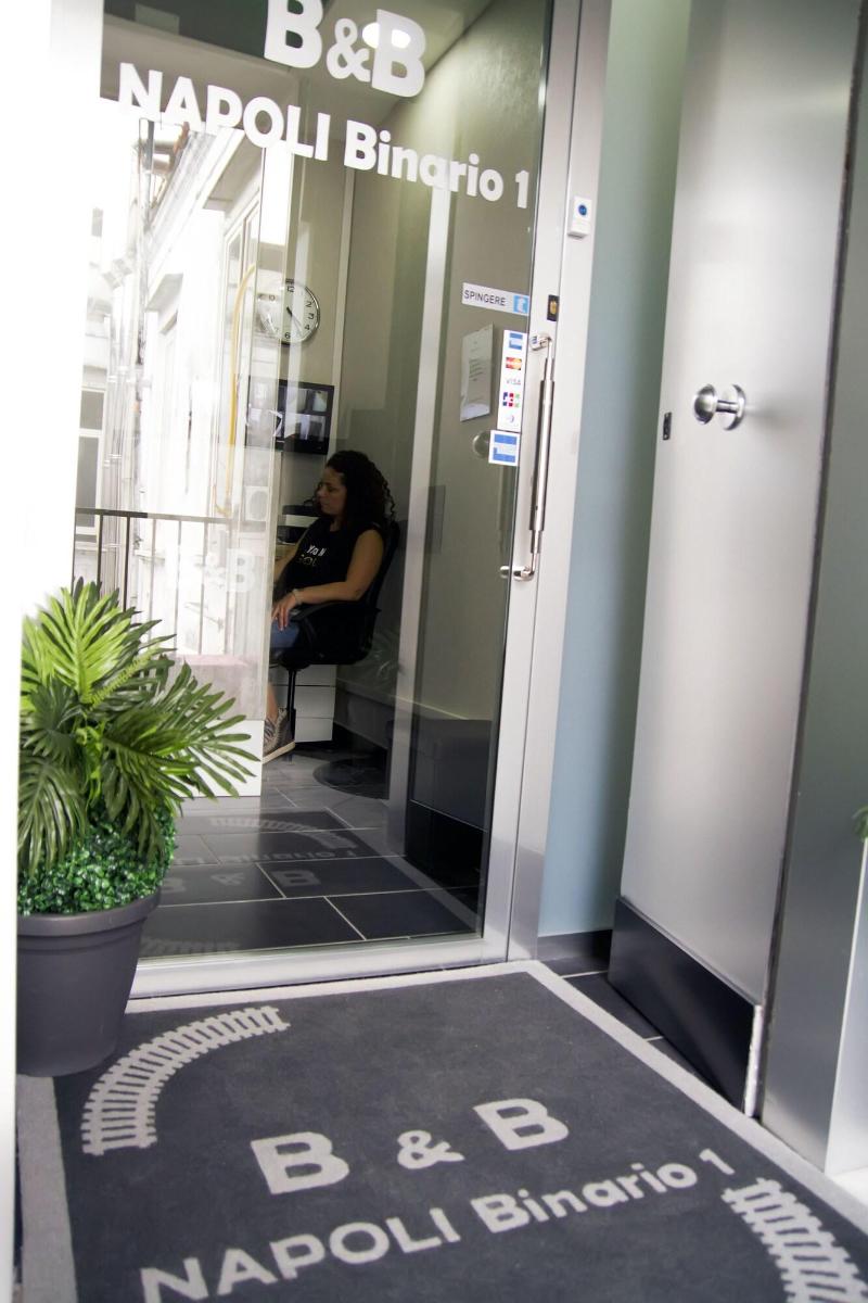B&B Napoli Binario1 - Genel
