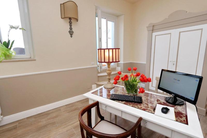 Bellezza al Colosseo B&B and Apartments - Lobi