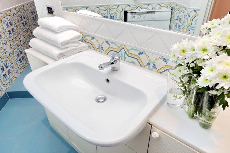 Bellezza al Colosseo B&B and Apartments - Oda