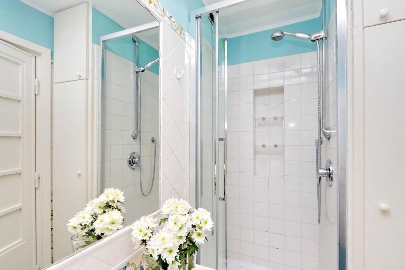 Bellezza al Colosseo B&B and Apartments - Oda
