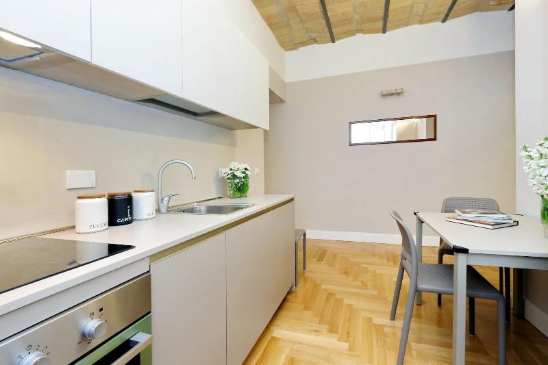 Bellezza al Colosseo B&B and Apartments - Oda