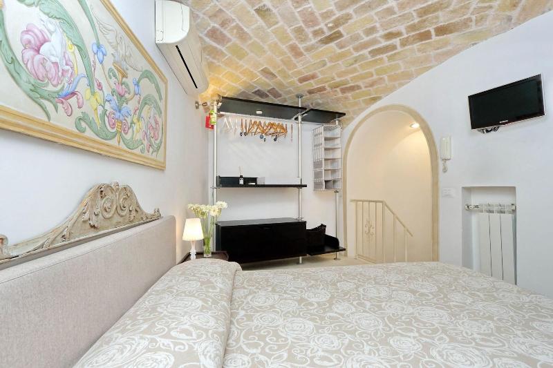 Bellezza al Colosseo B&B and Apartments - Oda