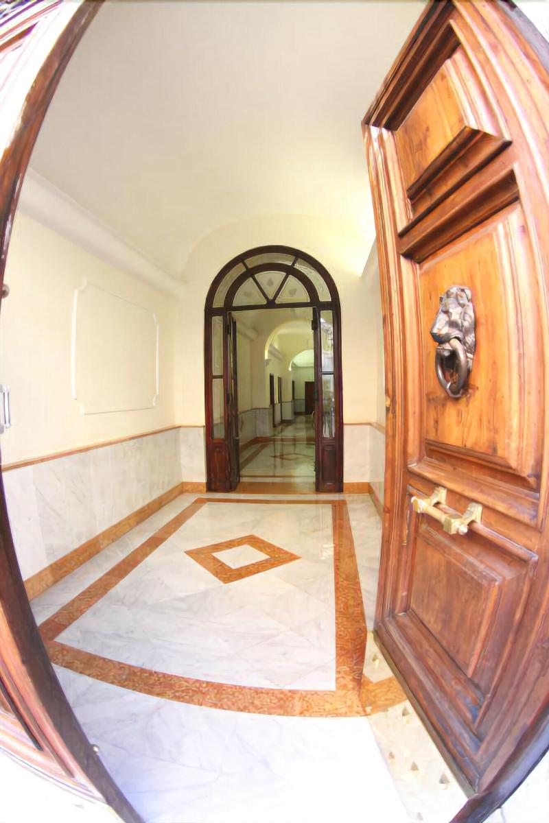 La Favola Di San Pietro - Lobi