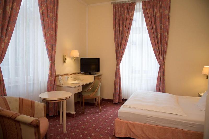 Parkhotel Bad Homburg - Oda