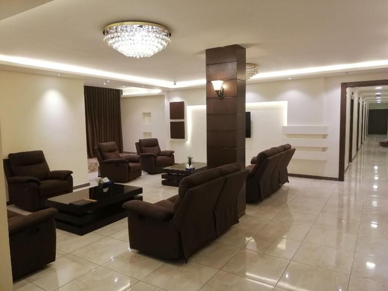 Seven Days Hotel - Lobi