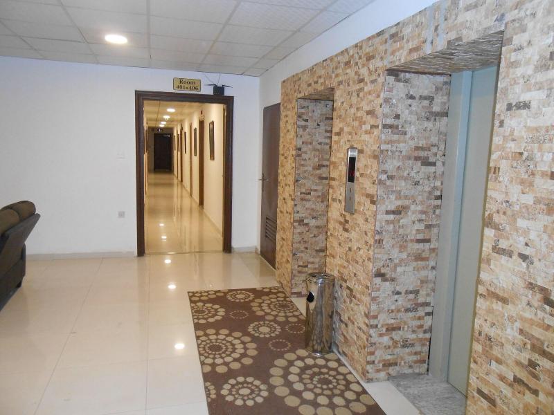 Seven Days Hotel - Lobi