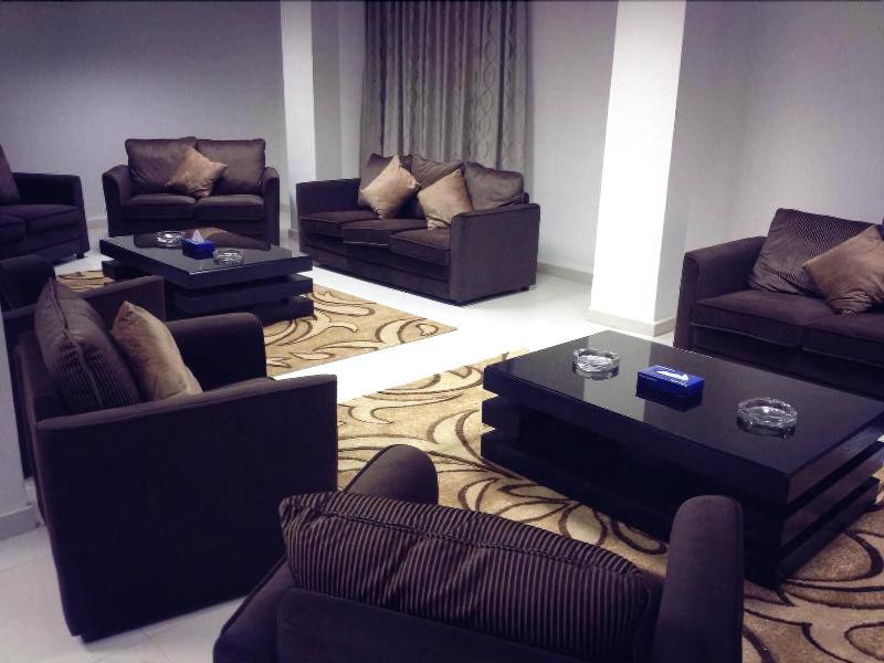 Seven Days Hotel - Lobi