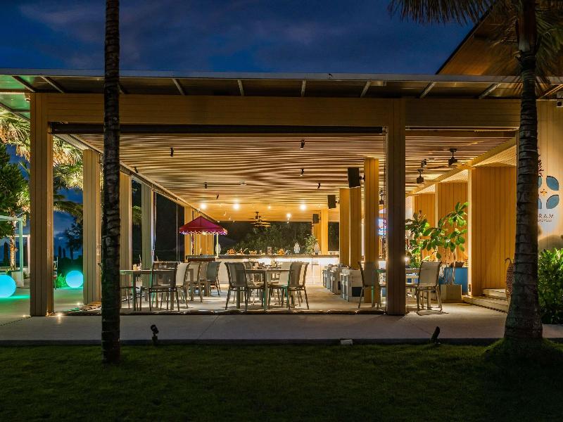 Pullman Khao Lak Resort - Bar
