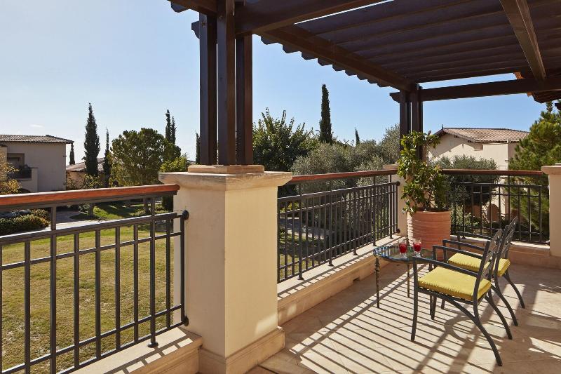 Atlantica Aphrodite Hills Hotel - Oda