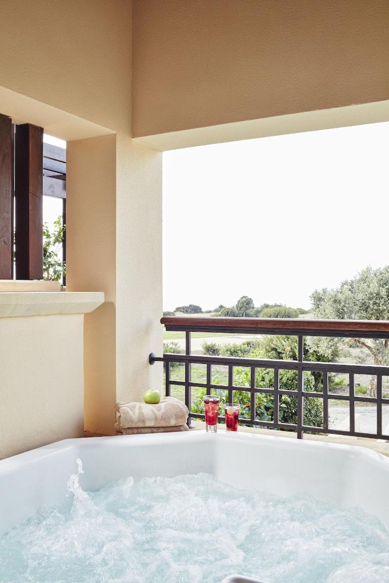 Atlantica Aphrodite Hills Hotel - Oda