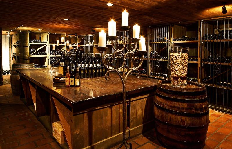 Schloss-Hotel – Swiss-Chalet Merlischachen - Bar