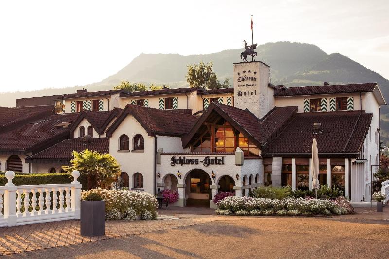 Schloss-Hotel – Swiss-Chalet Merlischachen - Genel