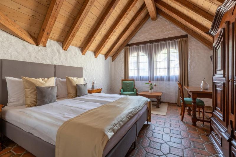 Schloss-Hotel – Swiss-Chalet Merlischachen - Oda