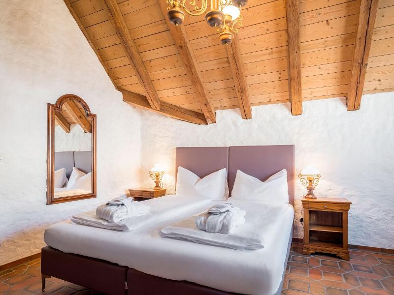 Schloss-Hotel – Swiss-Chalet Merlischachen - Oda
