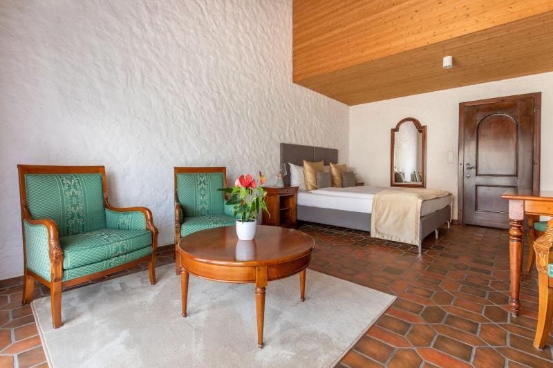Schloss-Hotel – Swiss-Chalet Merlischachen - Oda