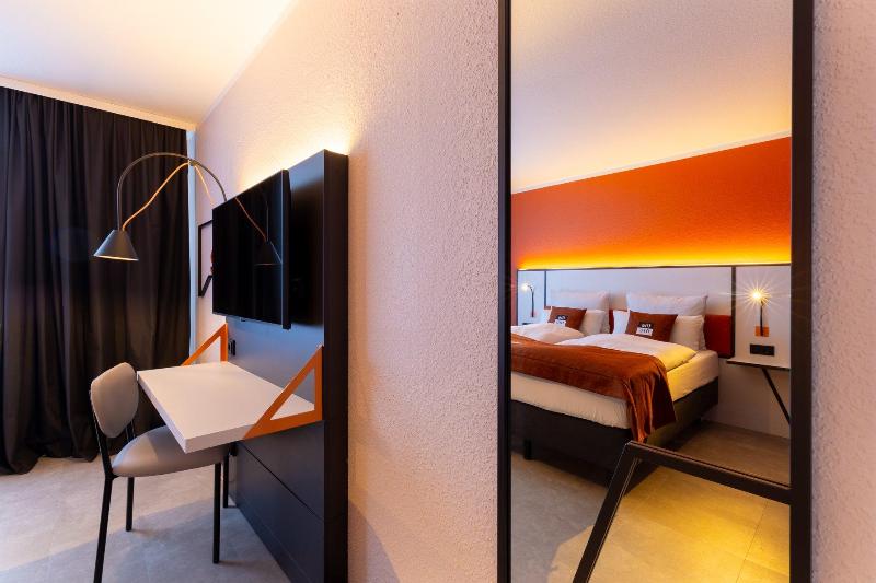 Holiday Inn - the niu, Blade Solingen by IHG - Oda