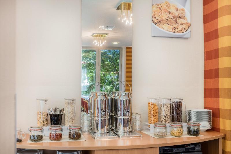 Holiday Inn - the niu, Blade Solingen by IHG - Oda