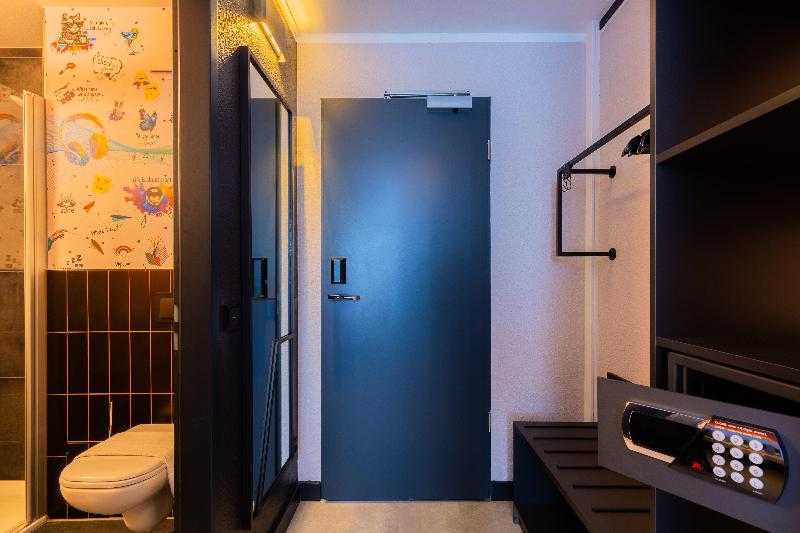 Holiday Inn - the niu, Blade Solingen by IHG - Oda