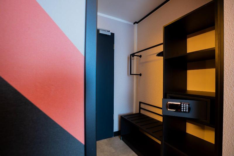 Holiday Inn - the niu, Blade Solingen by IHG - Oda